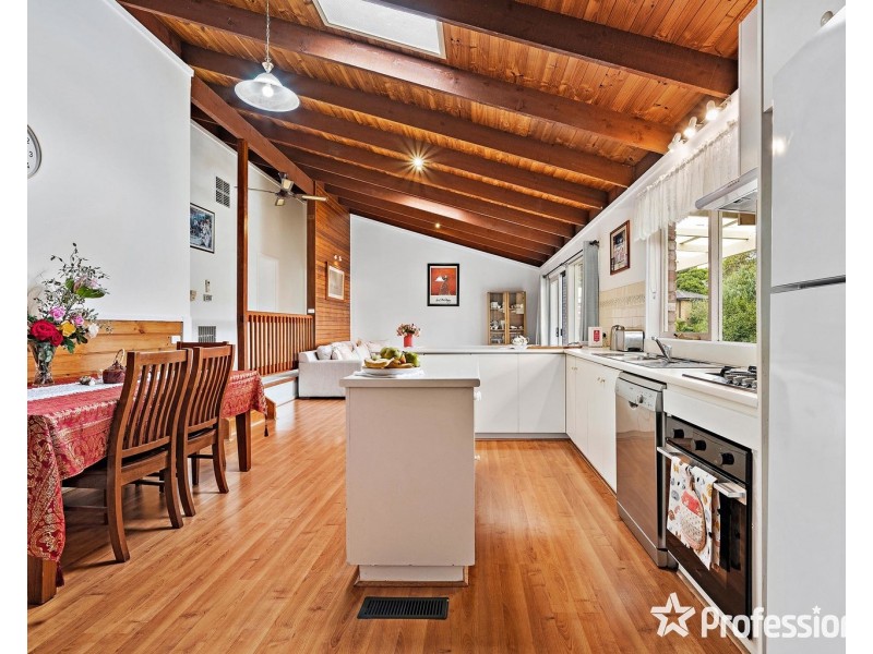 21 Vista Drive, Chirnside Park VIC 3116