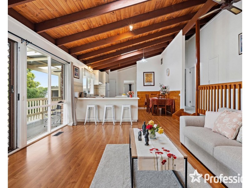 21 Vista Drive, Chirnside Park VIC 3116