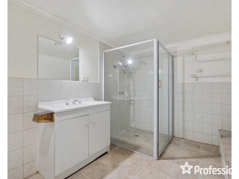 8 Caroline Street, Kilsyth VIC 3137