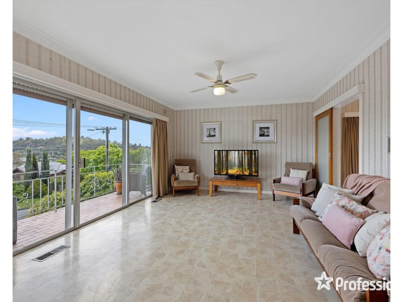 24 The Eyrie, Lilydale VIC 3140