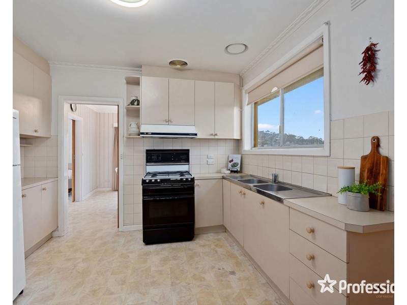 24 The Eyrie, Lilydale VIC 3140