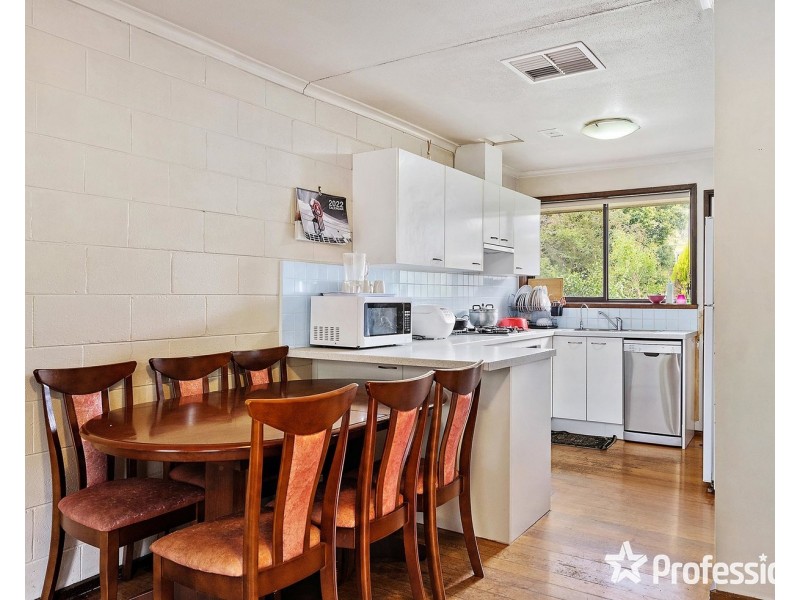 3/10 Wickham Road, Croydon VIC 3136
