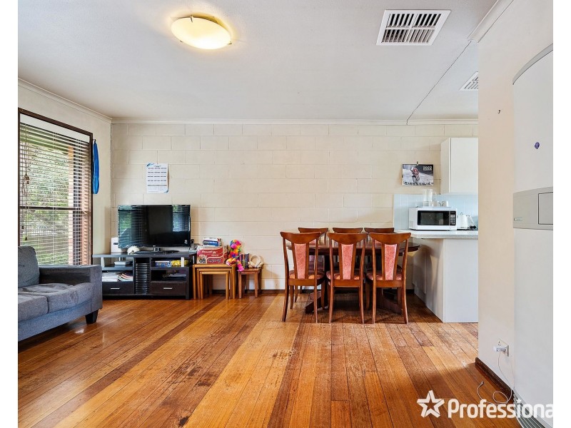 3/10 Wickham Road, Croydon VIC 3136