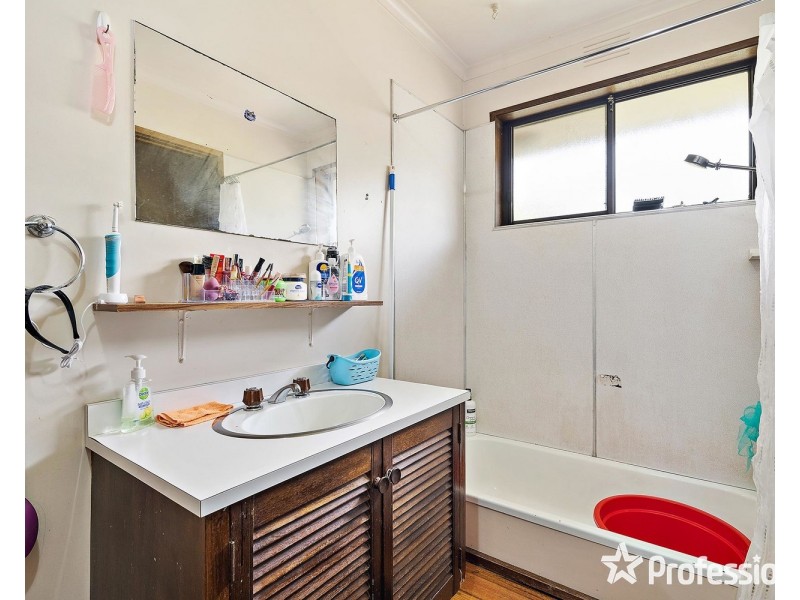 3/10 Wickham Road, Croydon VIC 3136