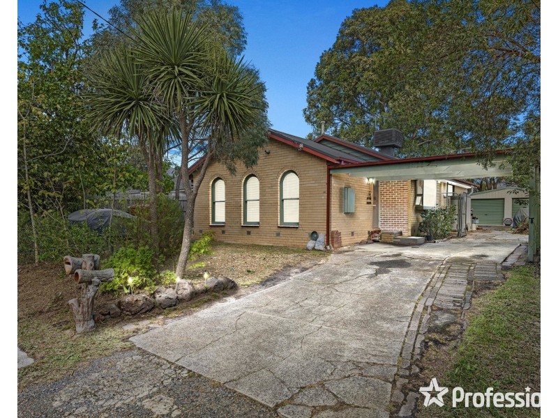 10 Tinarra Court, Kilsyth VIC 3137
