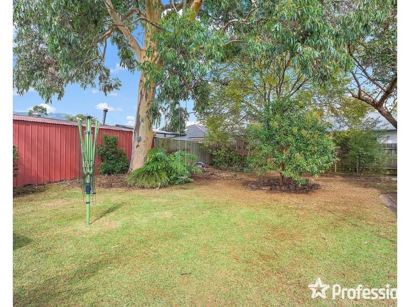10 Tinarra Court, Kilsyth VIC 3137