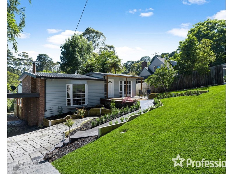 12 George Street, Mount Evelyn VIC 3796