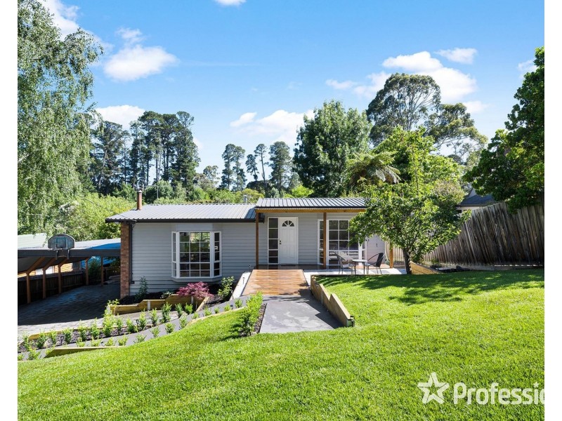 12 George Street, Mount Evelyn VIC 3796