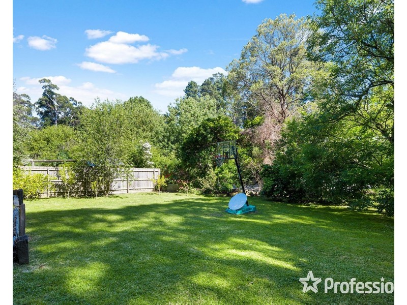 12 George Street, Mount Evelyn VIC 3796