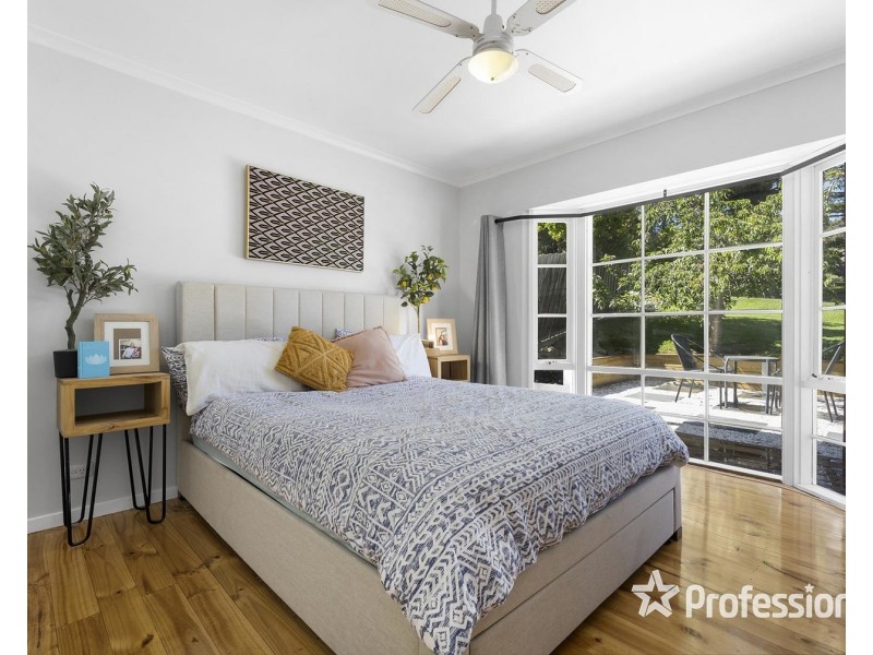 12 George Street, Mount Evelyn VIC 3796