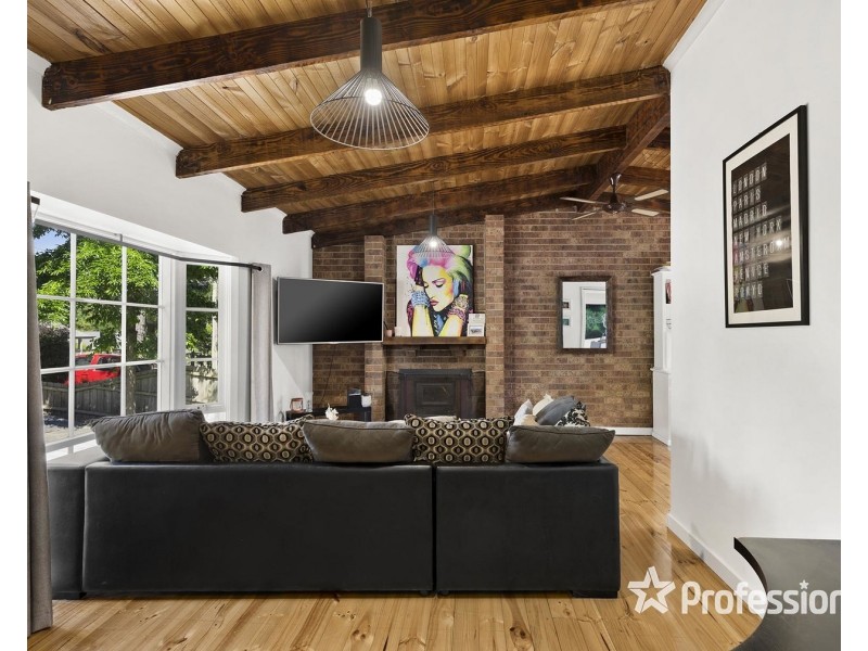 12 George Street, Mount Evelyn VIC 3796