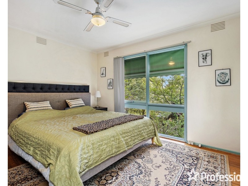 71 Montrose Road, Kilsyth VIC 3137