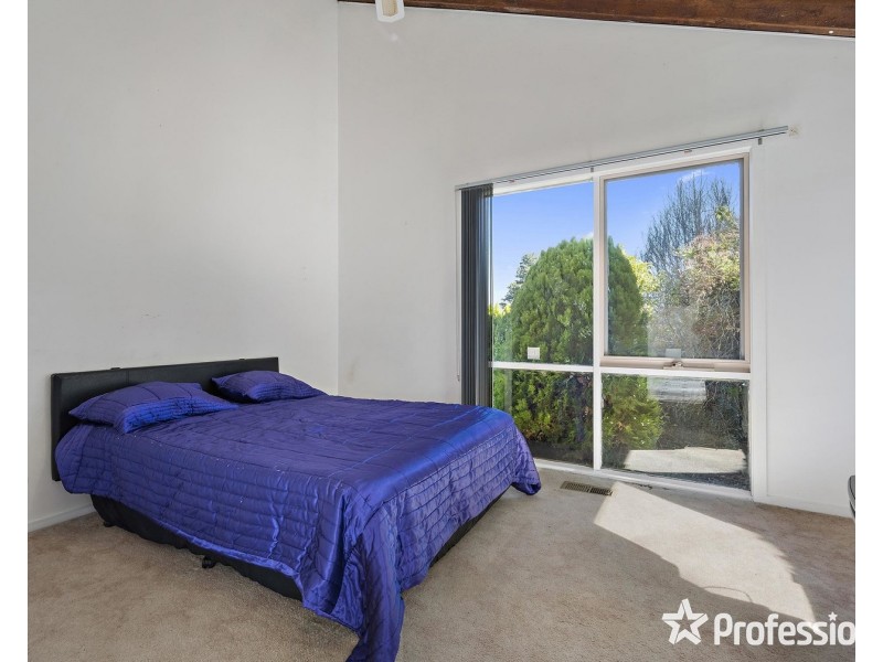 16-18 Juliet Crescent, Healesville VIC 3777