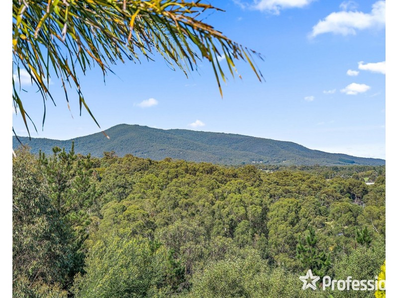 16-18 Juliet Crescent, Healesville VIC 3777
