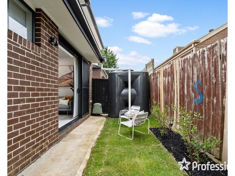 2/39 Liverpool Road, Kilsyth VIC 3137