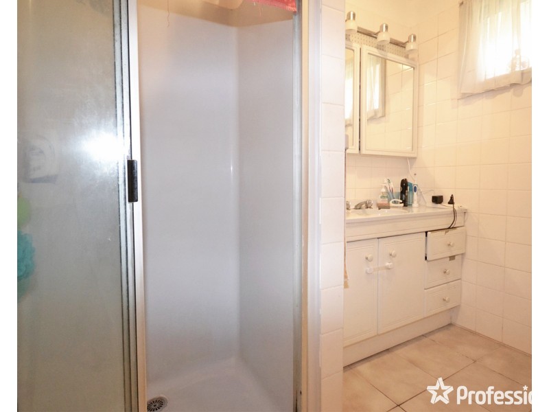 9 Neville Street, Mooroolbark VIC 3138