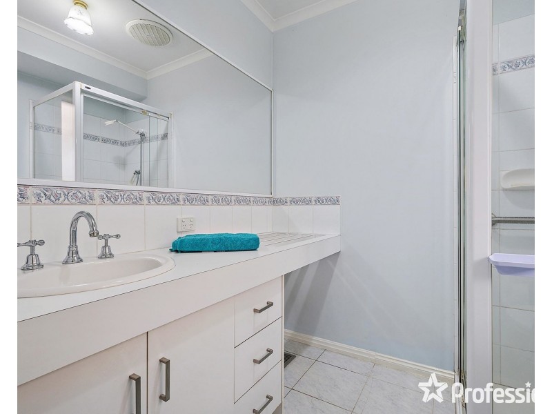 34b Pascoe Avenue, Croydon VIC 3136