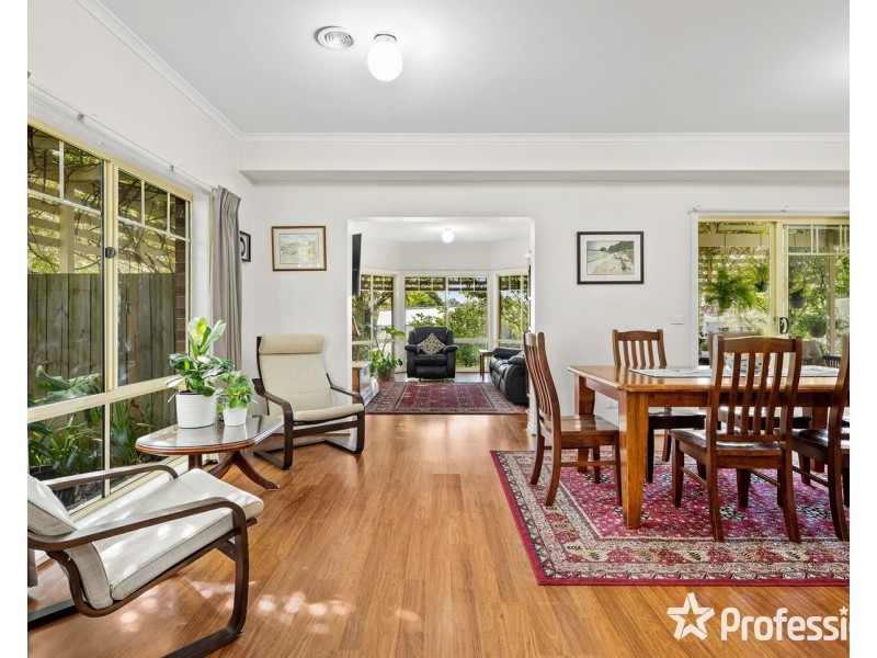 1 Tudor Drive, Mooroolbark VIC 3138