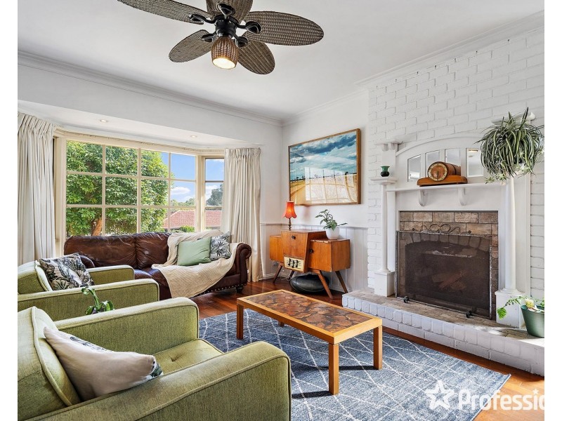 14 Glen View Road, Mount Evelyn VIC 3796