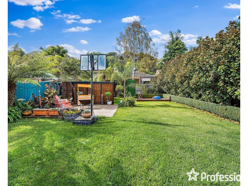 14 Glen View Road, Mount Evelyn VIC 3796