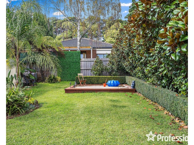 14 Glen View Road, Mount Evelyn VIC 3796
