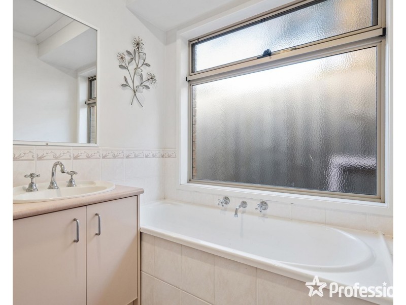 43 Nelson Road, Lilydale VIC 3140