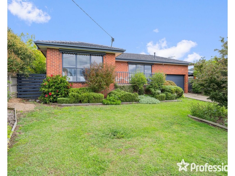 22 Ellis Road, Yarra Glen VIC 3775