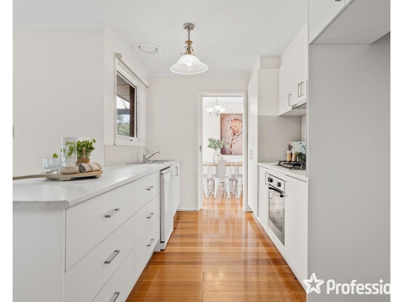 22 Ellis Road, Yarra Glen VIC 3775