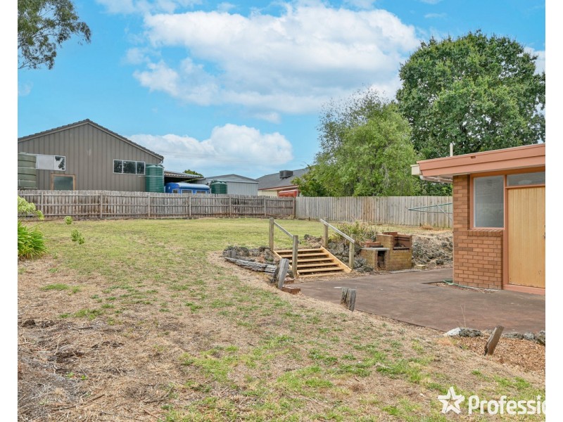 38  Dorset Road, Croydon VIC 3136