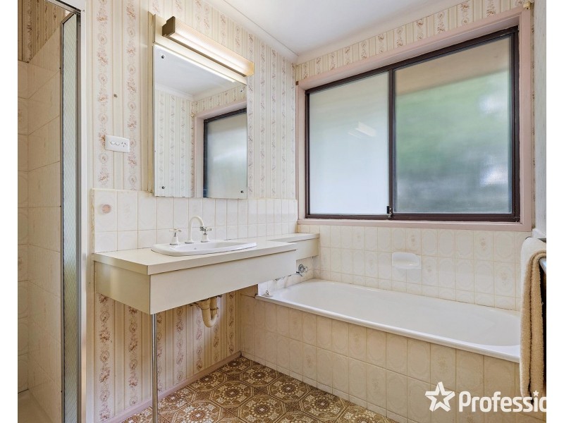 36 Birchfield Crescent, Wantirna VIC 3152