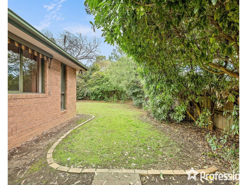 36 Birchfield Crescent, Wantirna VIC 3152