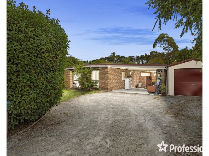 26 Joanne Avenue, Chirnside Park VIC 3116