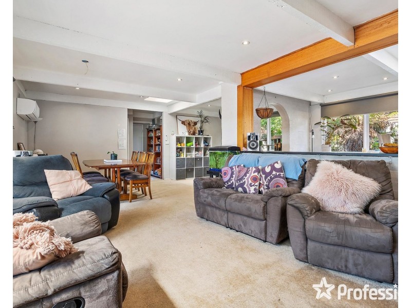 26 Joanne Avenue, Chirnside Park VIC 3116