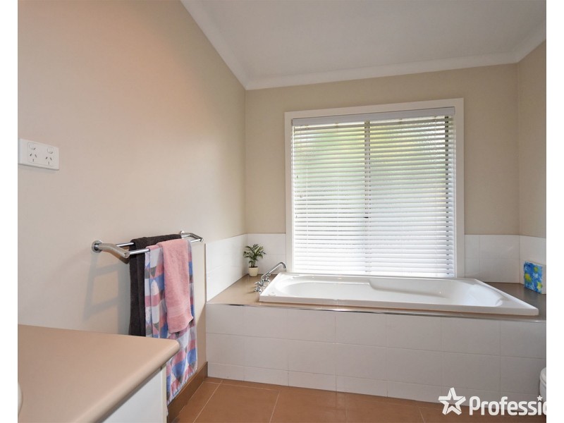 82a Exeter Road, Croydon North VIC 3136