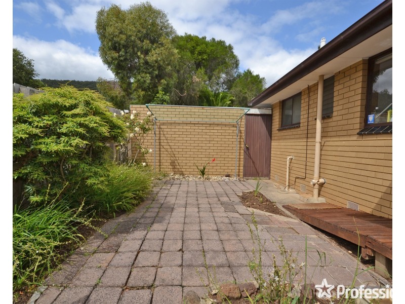 3/11 Stockton Avenue, Ferntree Gully VIC 3156