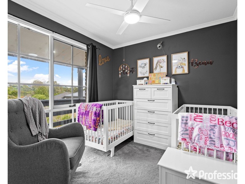 2 Admiral Court, Lilydale VIC 3140