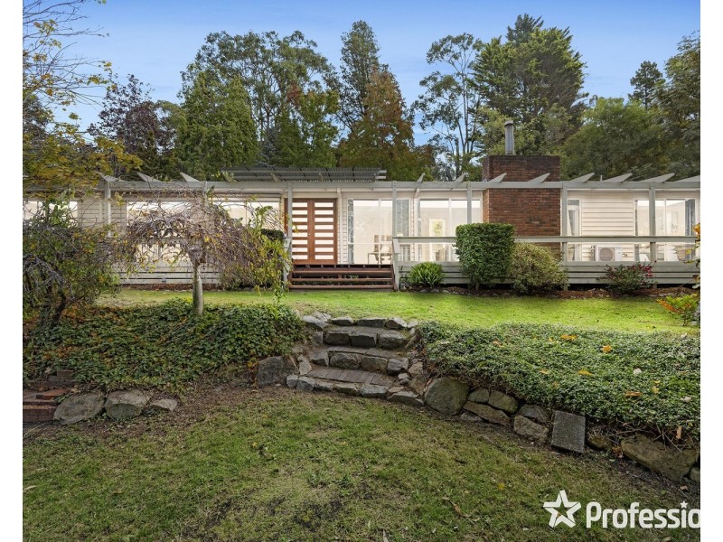 72 Charles Road, Lilydale VIC 3140