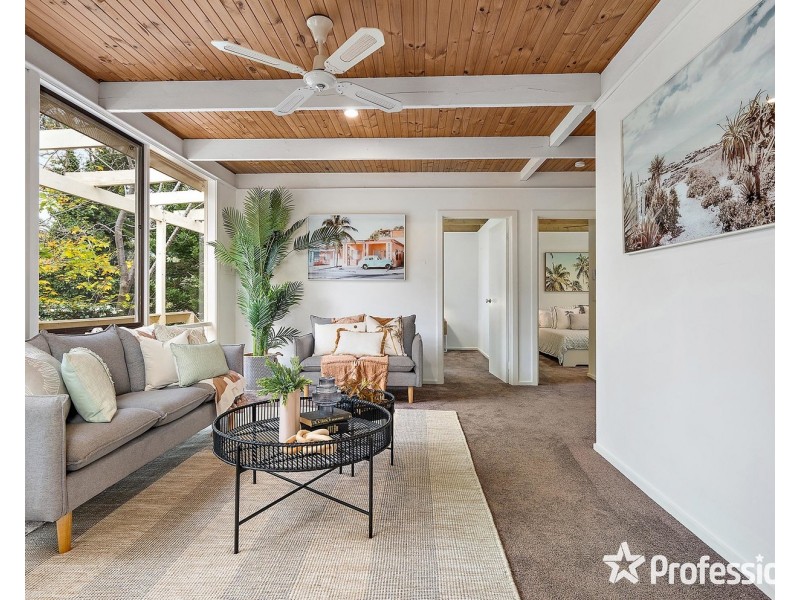 72 Charles Road, Lilydale VIC 3140