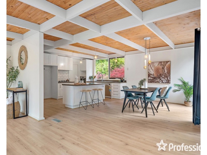 72 Charles Road, Lilydale VIC 3140