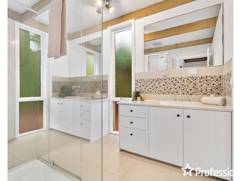 72 Charles Road, Lilydale VIC 3140