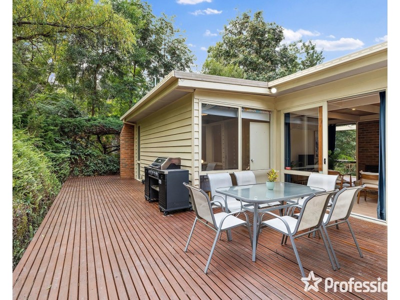 72 Charles Road, Lilydale VIC 3140
