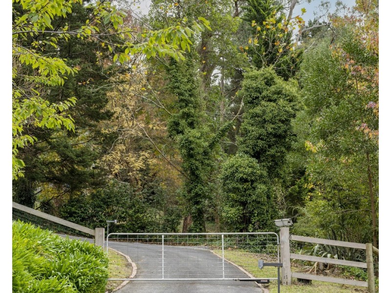 72 Charles Road, Lilydale VIC 3140