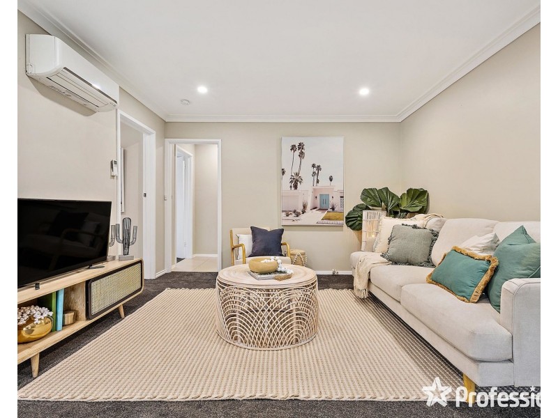 34 Felix Grove, Mooroolbark VIC 3138