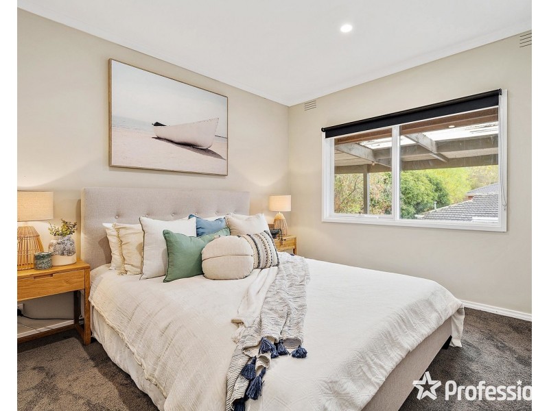 34 Felix Grove, Mooroolbark VIC 3138