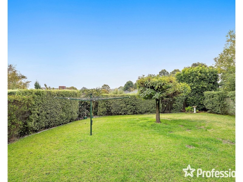 20 Neryl Court, Mooroolbark VIC 3138