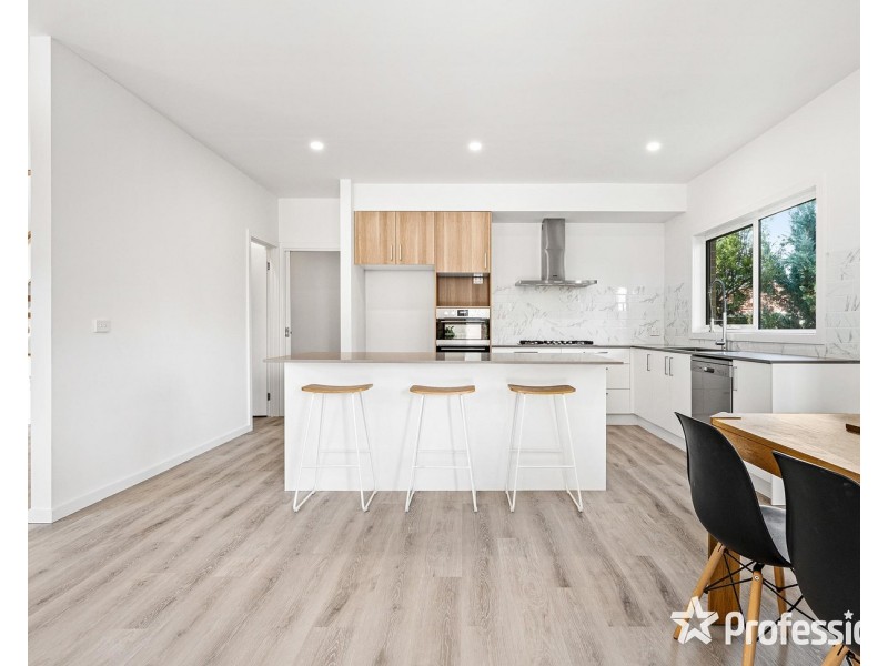 2/137 Anderson Street, Lilydale VIC 3140