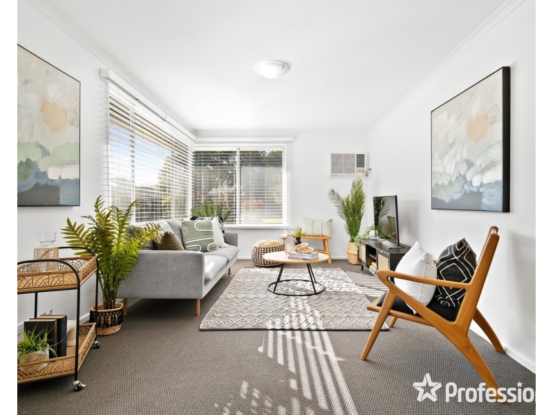 4 Meseta Street, Mooroolbark VIC 3138