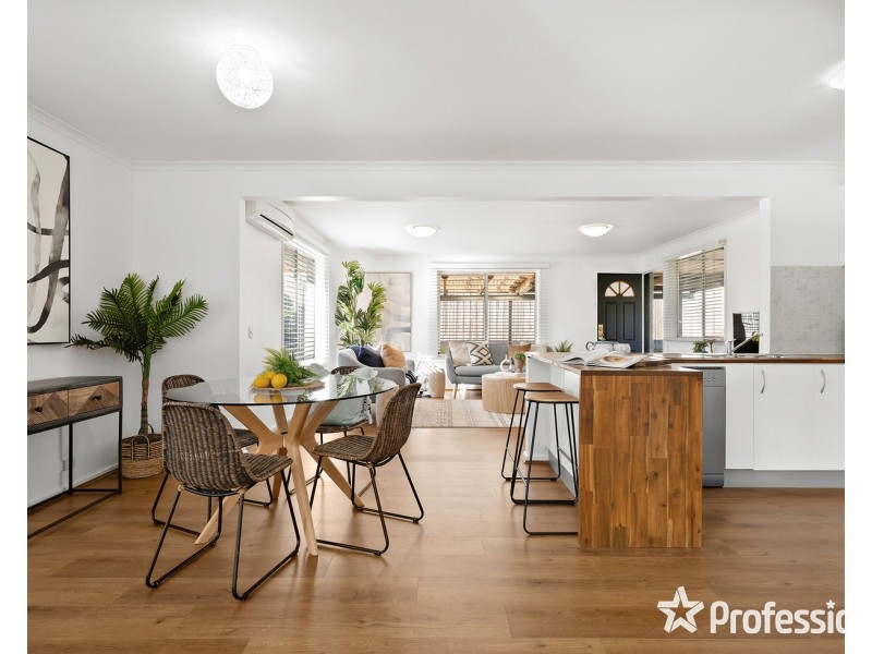 4 Meseta Street, Mooroolbark VIC 3138