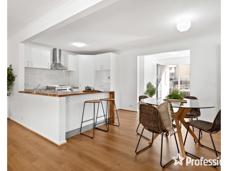 4 Meseta Street, Mooroolbark VIC 3138