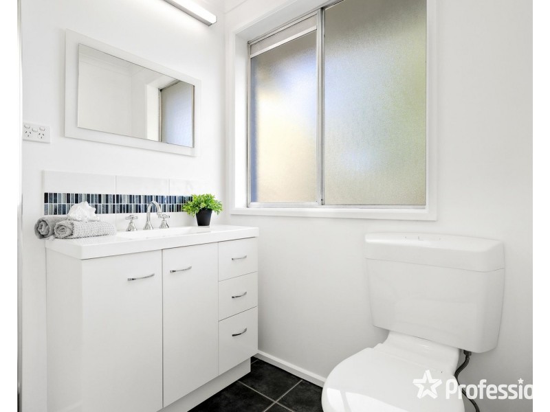 4 Meseta Street, Mooroolbark VIC 3138